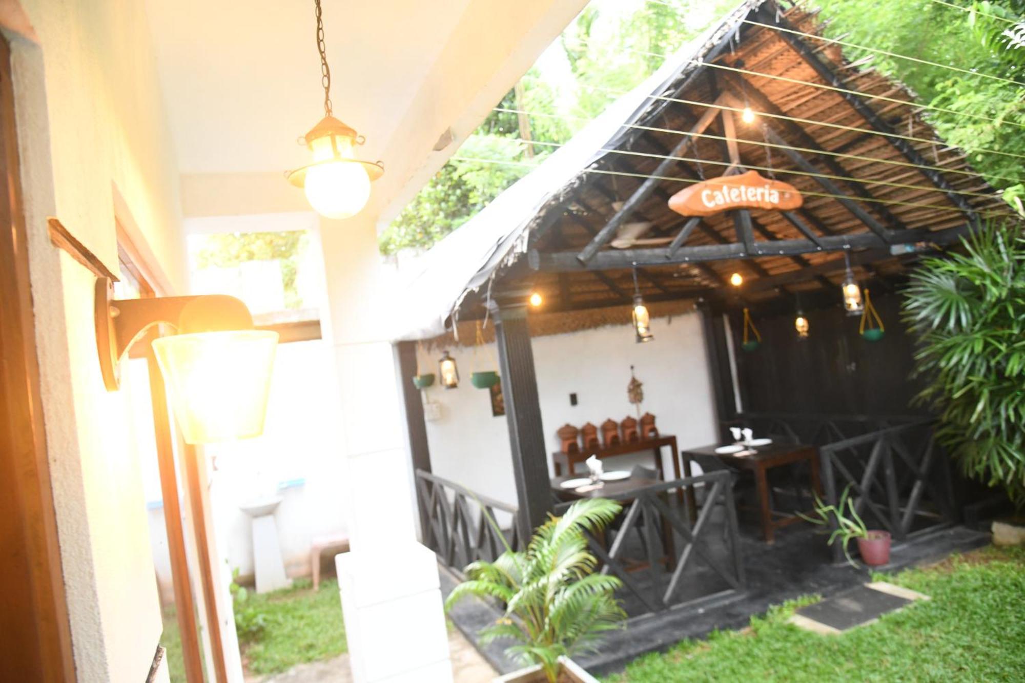 Wild Park Safari Home Stay Удавалаве Экстерьер фото