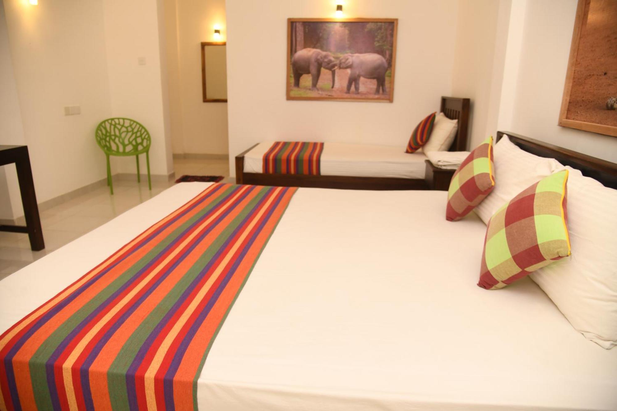 Wild Park Safari Home Stay Удавалаве Экстерьер фото